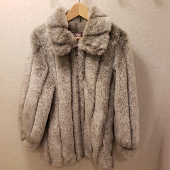 Oversized Fit -Dennis Basso Faux Fur Coat In Grey Full Zip Fully Lined – Size XS - Picture 2 of 8